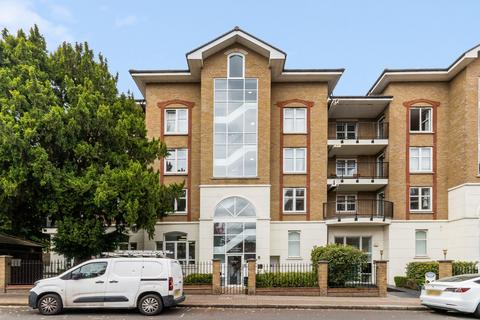 Keswick Road, London 2 bed flat for sale