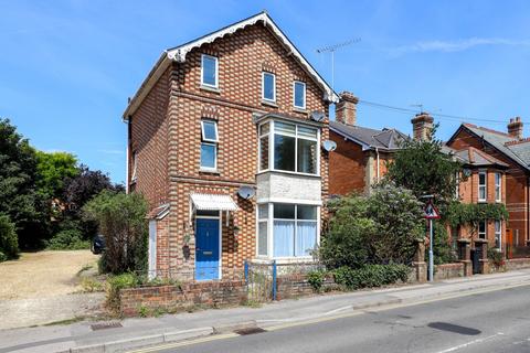 Salisbury Road, Blandford Forum 1 bed flat for sale