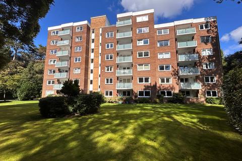 11 The Avenue, BRANKSOME PARK, BH13 2 bed apartment for sale