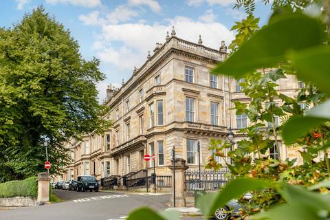 Crown Terrace, Dowanhill, Glasgow 3 bed apartment for sale