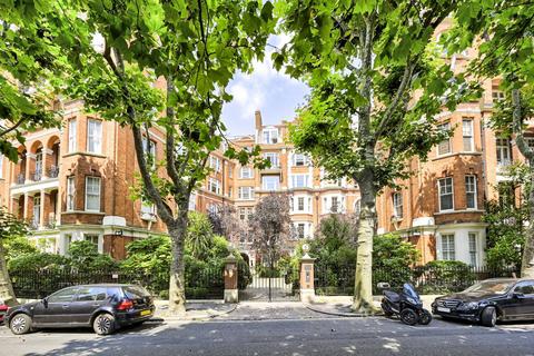 Fitzgeorge Avenue, West Kensington... 1 bed flat for sale