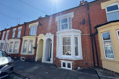 Loyd Road, Abington, Northampton NN1 3 bed terraced house for sale