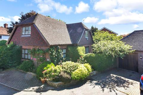 Appledore Road, Tenterden TN30 3 bed detached house for sale