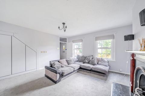 Leaves Green Road, Keston, BR2 2 bed end of terrace house for sale