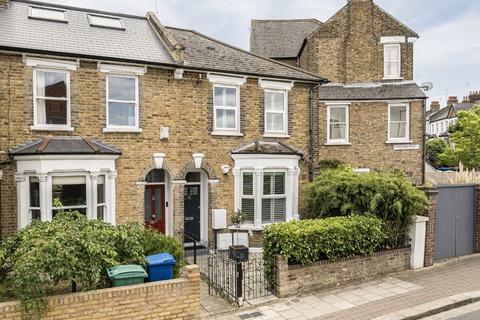 Dunstans Road, London SE22 2 bed flat for sale