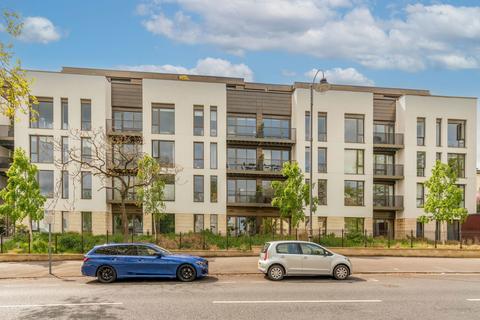 St. Georges Road, Cheltenham GL50 2 bed ground floor flat for sale