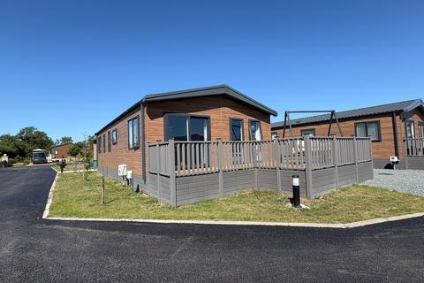York, Yorkshire, YO41 2 bed lodge for sale