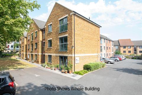 38c Broad Green, Wellingborough 1 bed flat for sale