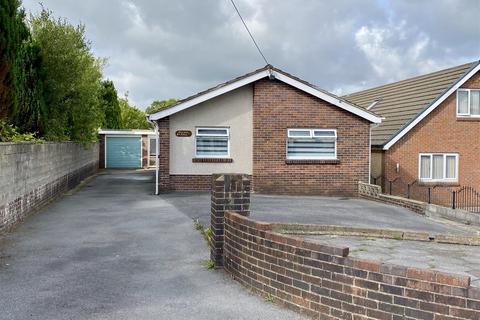 Heol Y Neuadd, Tumble, Llanelli 3 bed detached bungalow for sale