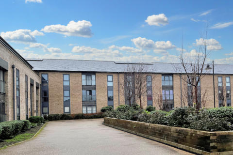 Swindon SN2 2 bed flat for sale