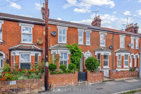 Kitchener Road, Ipswich, IP1 2 bed terraced house for sale