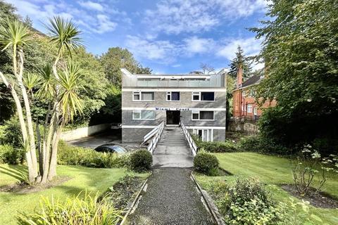 Surrey Road, Bournemouth, Dorset, BH4 2 bed apartment for sale