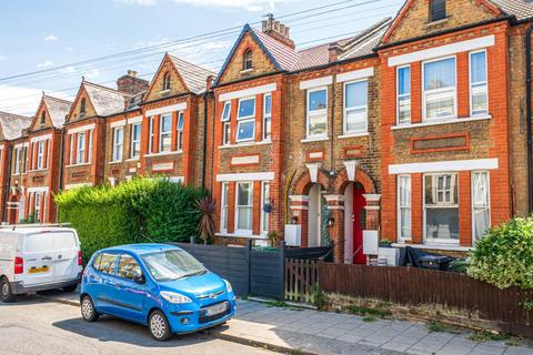 Gipsy Road, West Norwood, London, SE27 2 bed flat for sale