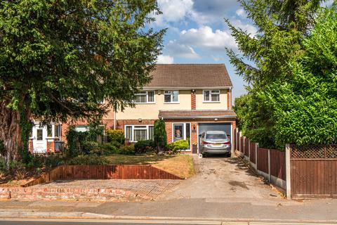 Church Lane, Gloucester GL4 4 bed semi