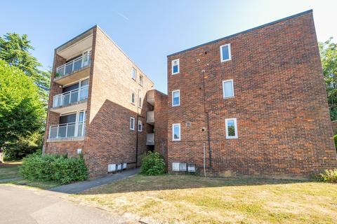 Leaf Close, Northwood, Hillingdon 1 bed apartment for sale