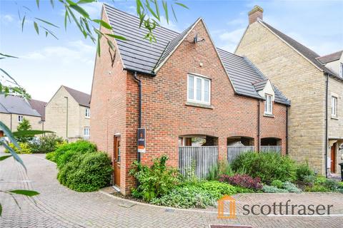 Willowbank, Witney, Oxfordshire 2 bed coach house for sale