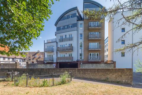 Fairmeadow, Maidstone 2 bed apartment for sale
