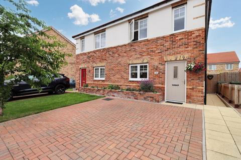 Hay Close, Summerville Village, TS19 8GR 2 bed semi