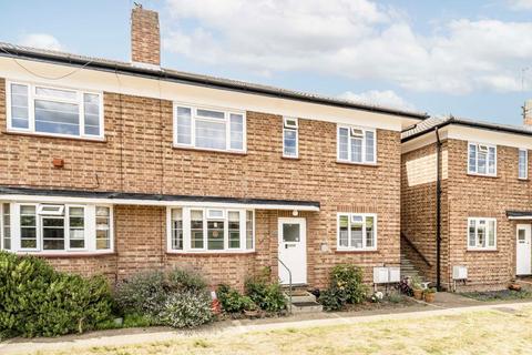 Cambridge Road, Teddington TW11 2 bed flat for sale