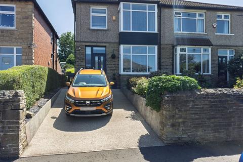 Well Green Lane, Hove Edge, HD6 2NS 3 bed semi