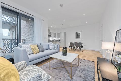 139, Leven Road, London E14 2 bed flat for sale