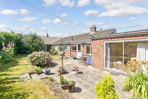 Harman Avenue, Lympne CT21 3 bed detached bungalow for sale
