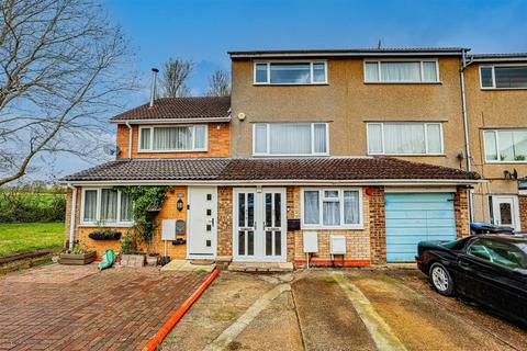 Ninian Road, Hemel Hempstead, HP2 1 bed flat for sale