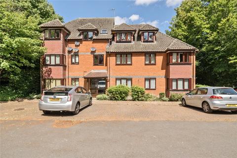 Crowthorne Road, Bracknell, Berkshire 2 bed apartment for sale