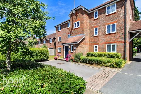 Royal Huts Avenue, Hindhead, Surrey... 1 bed apartment for sale
