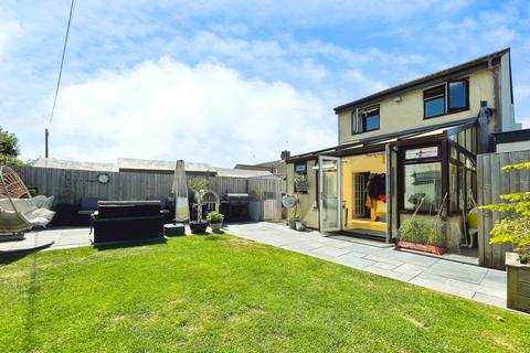 West Street, Oldland Common, Bristol... 3 bed detached house for sale