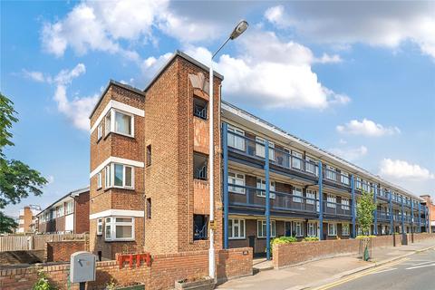 Essex Road South, London 1 bed apartment for sale
