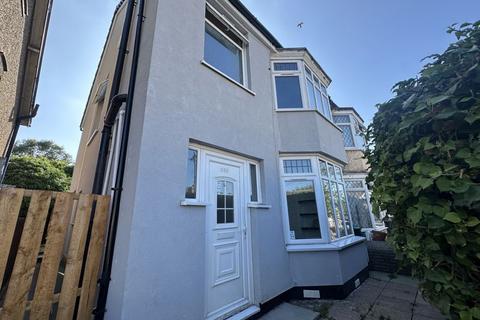 Park Street, Luton 3 bed semi
