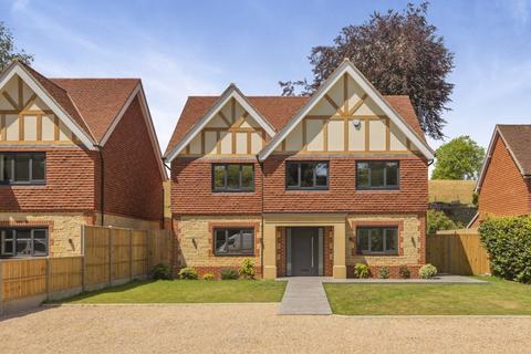 Peaslake Lane, Peaslake 4 bed detached house for sale