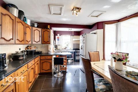 Endsleigh Gardens, Ilford 3 bed terraced house for sale