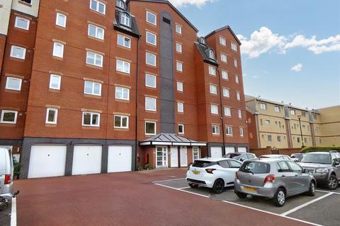 Dolphin Quay, North Shields 3 bed apartment for sale