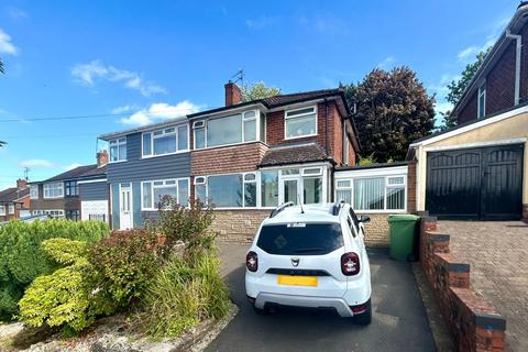 Camberley Crescent, Wolverhampton WV4 3 bed semi