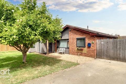 Bassenhally Road, Whittlesey 3 bed detached bungalow for sale