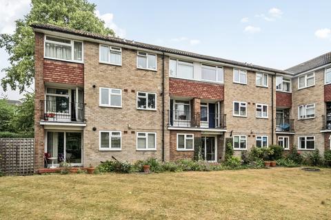 Osborne Road, Windsor, Berkshire 2 bed maisonette for sale