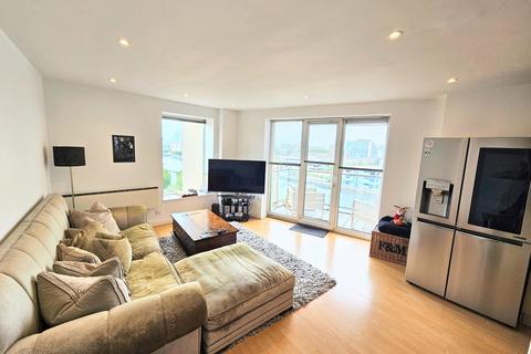 Sovereign Point, 31 The Quays... 1 bed apartment for sale
