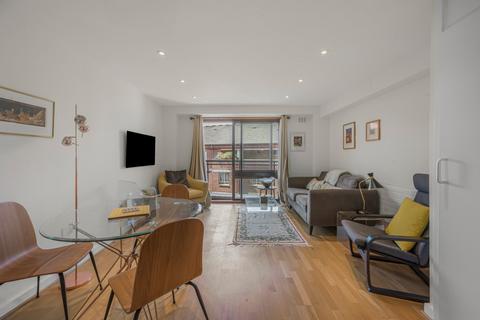 Bedford Court, London 2 bed flat for sale