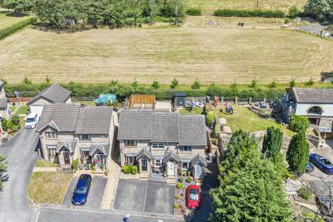 Green Bank, Cleckheaton, BD19 2 bed townhouse for sale
