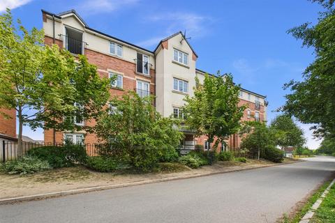 Hucklow Drive, Warrington 2 bed apartment for sale