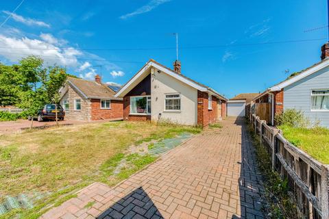 Brasenose Avenue, Gorleston 3 bed detached bungalow for sale