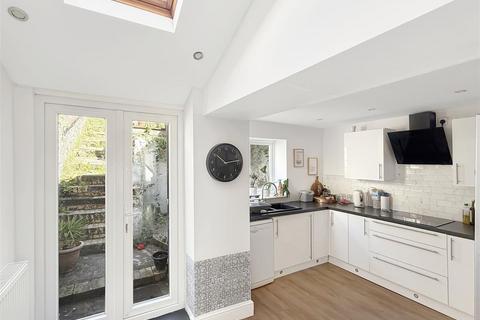 Lime Grove, Bideford EX39 2 bed terraced house for sale