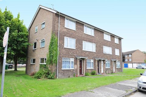 Long Drive, Ruislip, HA4 2 bed flat for sale