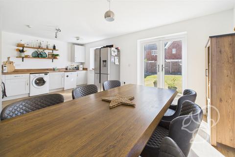 Lady Road, Thurston IP31 5 bed semi