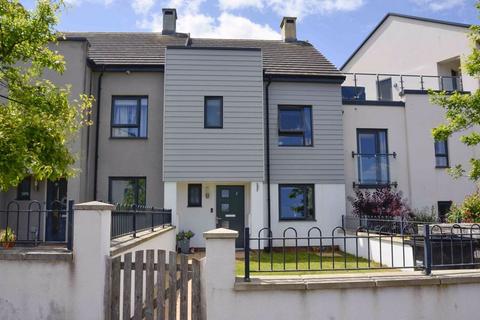 GREAT TREE VIEW WHITEROCK PAIGNTON 3 bed mews for sale