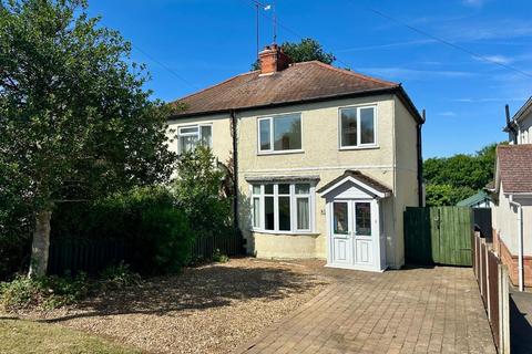 Welford Road, Kingsthorpe... 3 bed semi