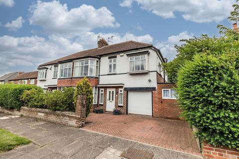 Ridgely Drive, Ponteland, Newcastle... 4 bed semi