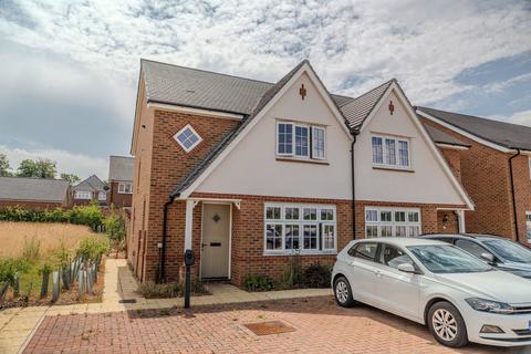 Orpington Road, Royston, SG8 3 bed semi